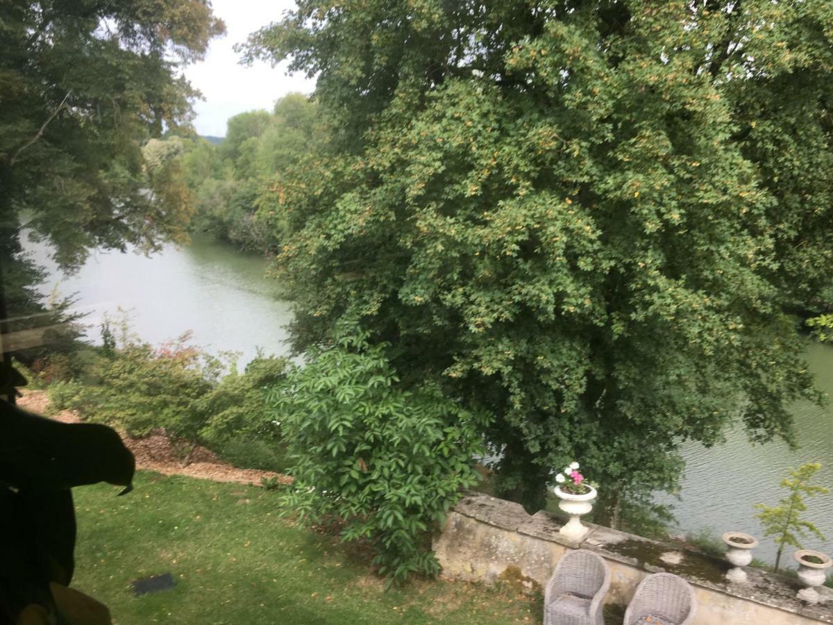 Mantoche Chateau Saint Claude An Der Saone מראה חיצוני תמונה