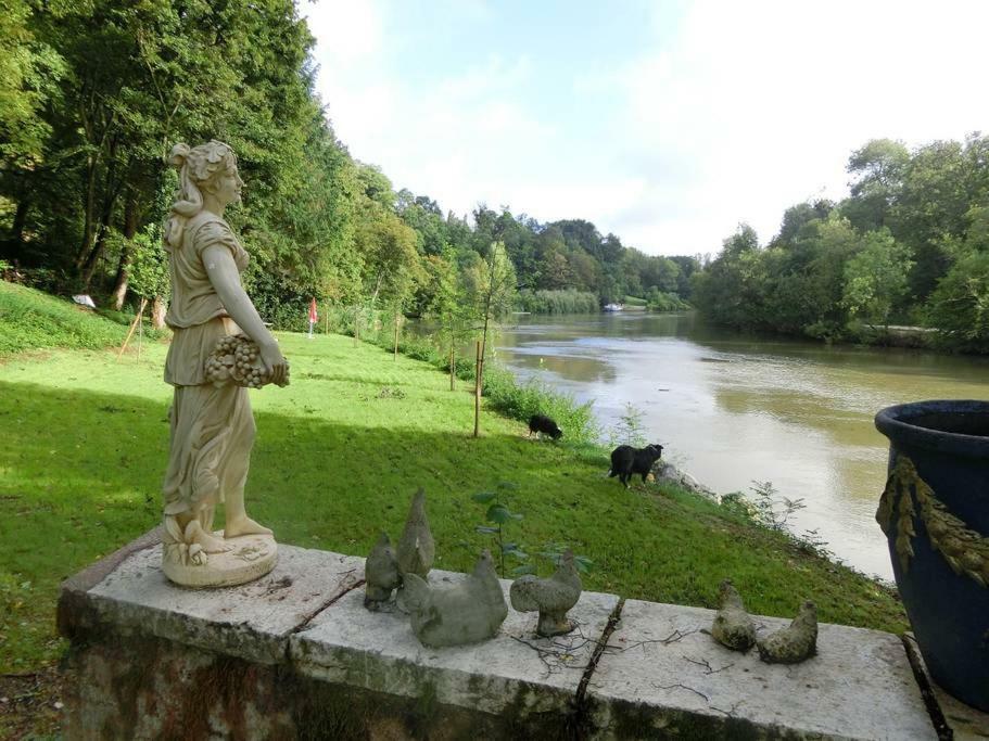 Mantoche Chateau Saint Claude An Der Saone מראה חיצוני תמונה
